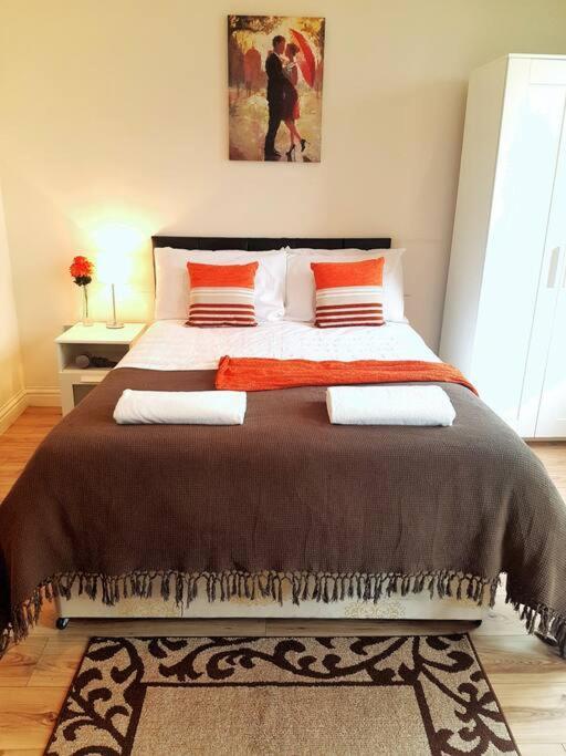 Comfortable Studio Flat Near Central London Bagian luar foto